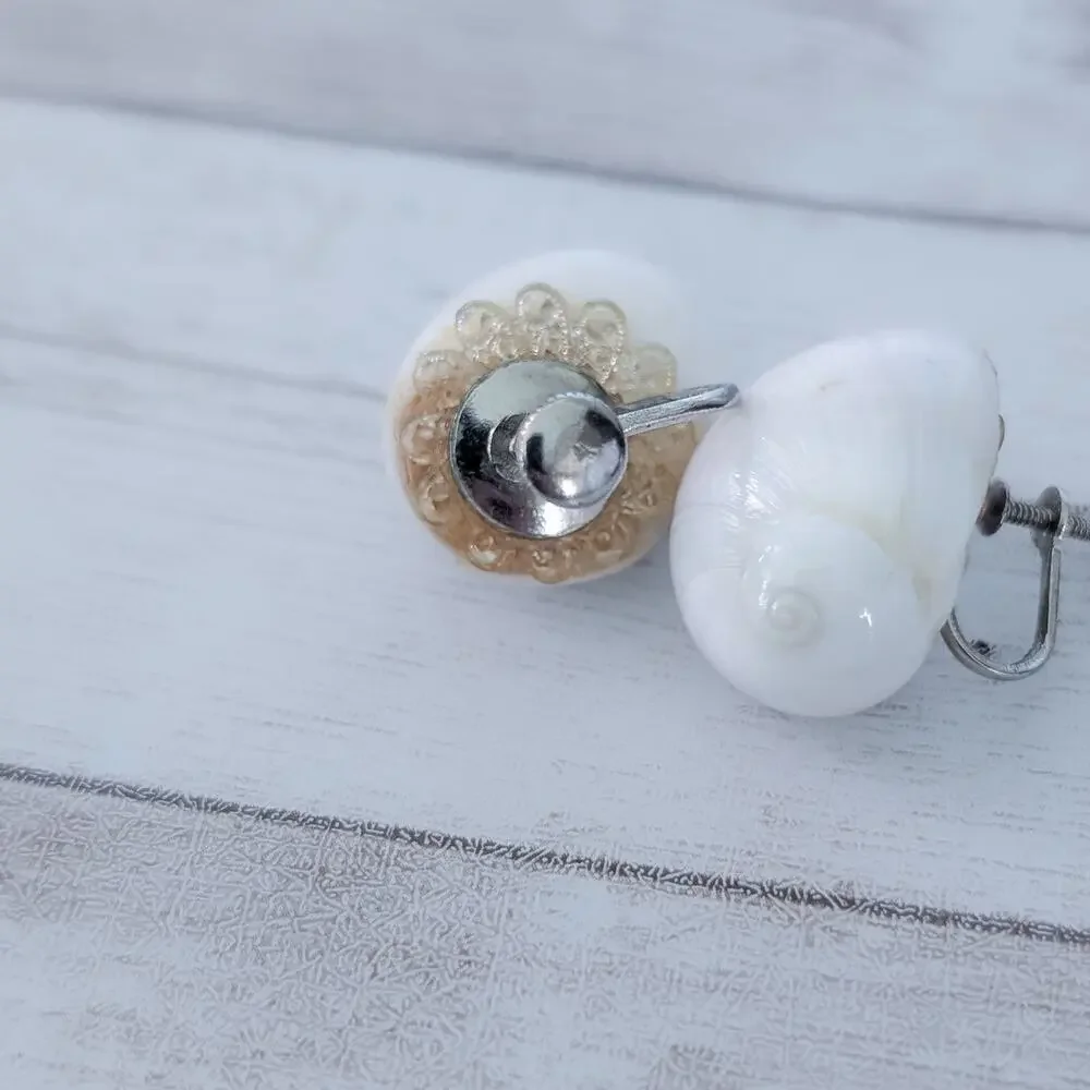 Vintage Screw On Earrings Chunky 3D Large Shell Beach Vibes